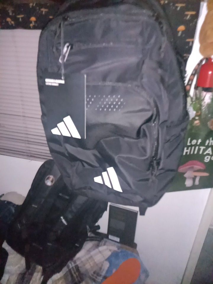 NWT Adidas Defender 5 Backpack