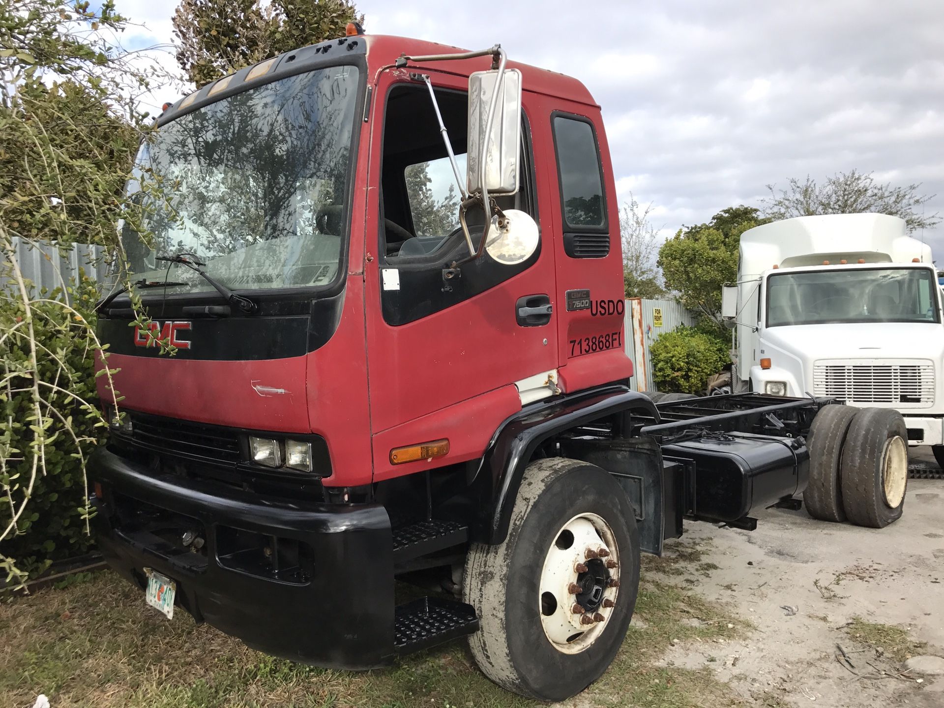 2000 isuzu Ftr w7500 running cat 3126 turbo diesel steal it !!!