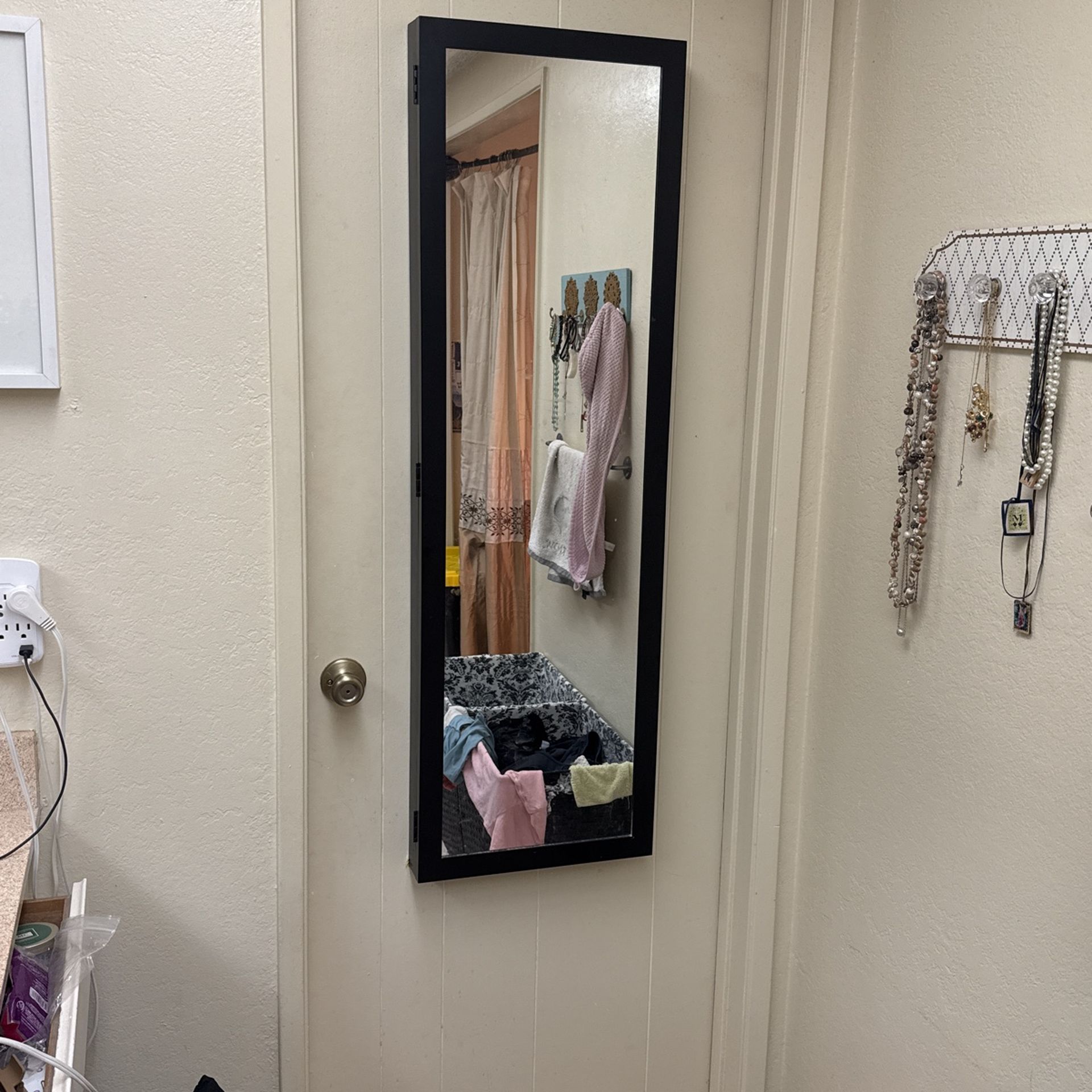 Mirror Cabinet $20 OBO