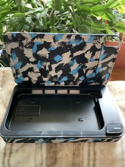 UVC Light Sanitizer And Phone Charging Case 