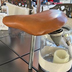 Vintage Mesinger Springer Seat, Chome Schwinn Seatpost , Rare Brown Cover, Adult Size, Phantom Style, Beach Cruiser, Klunker, Located In LaHabra 