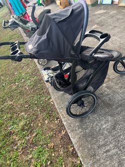 Graco jogging stroller