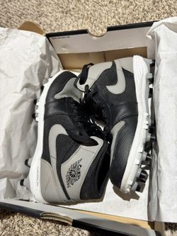 Jordan 1 Mid - Shadow