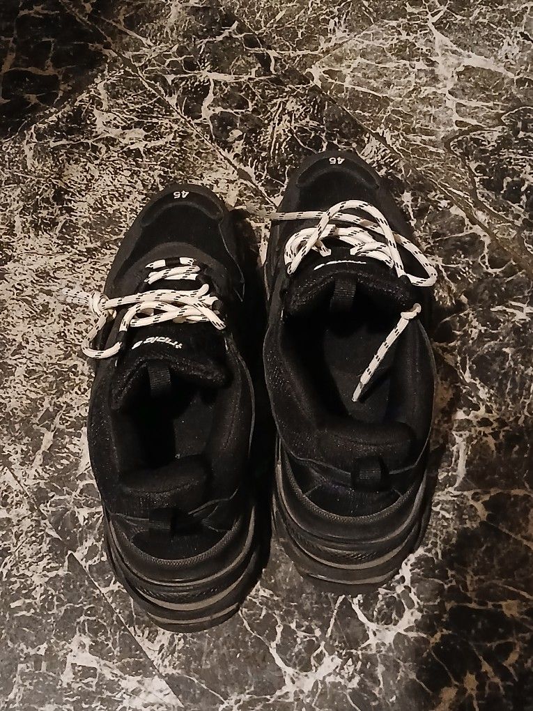 Balenciaga Triple S