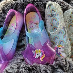 Jojo siwa sandals 

Multicolor