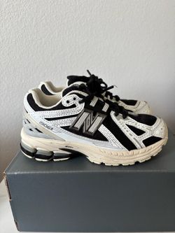 New Balance 1906 12c