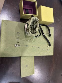 Gucci GG Marmont mother-of-pearl necklace