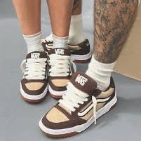 NEW Vans Hylane Suede Skater Shoe, Size 12 Men’s