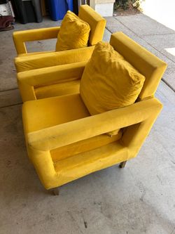 Modern chairs (yellow)