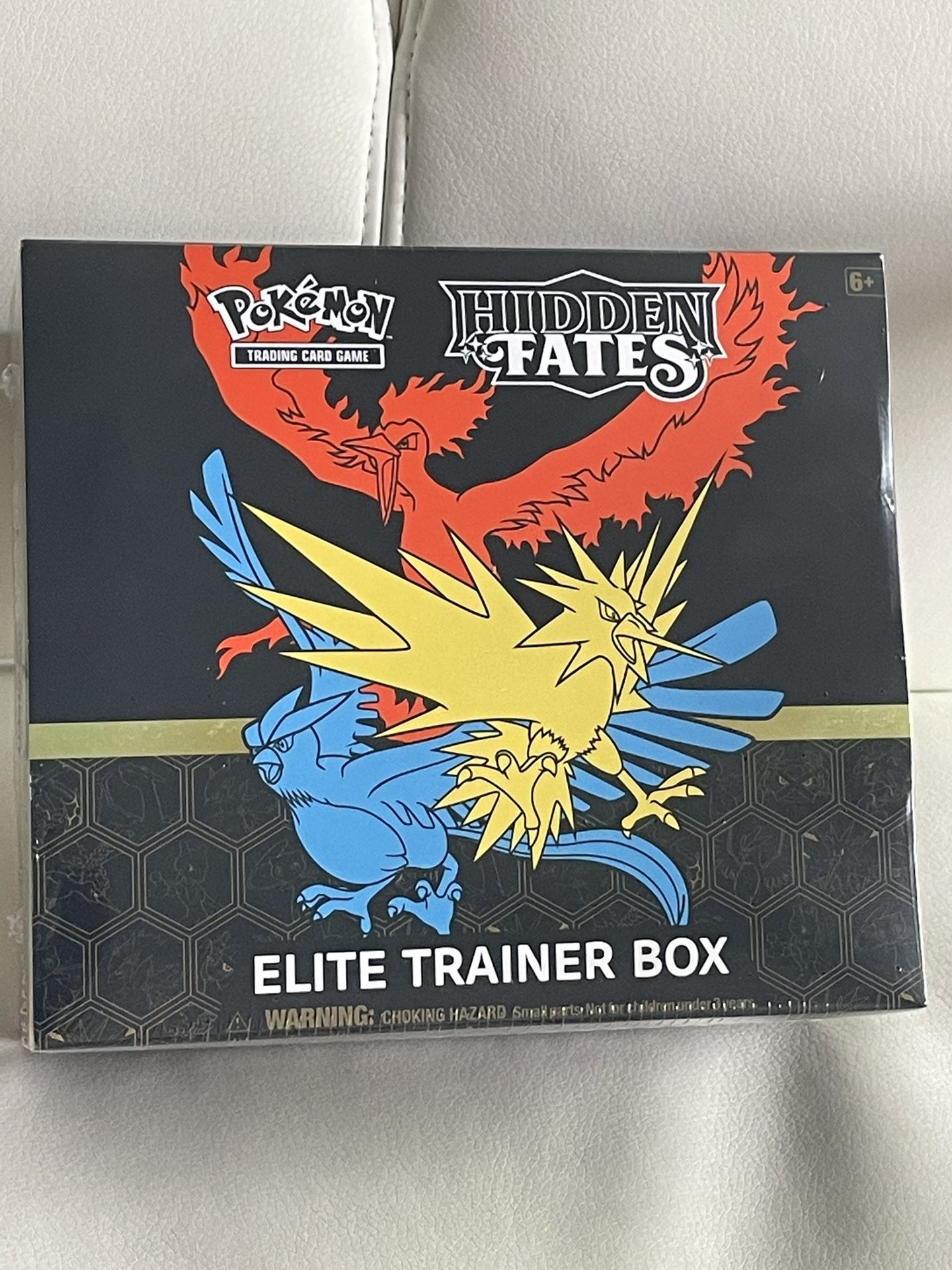 Pokemon TCG Sun & Moon Hidden Fates ETB Sealed