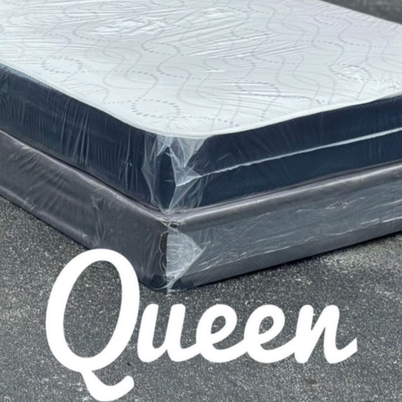 NEW Mattress Queen Size Regular With Box Spring // Offer  🚚