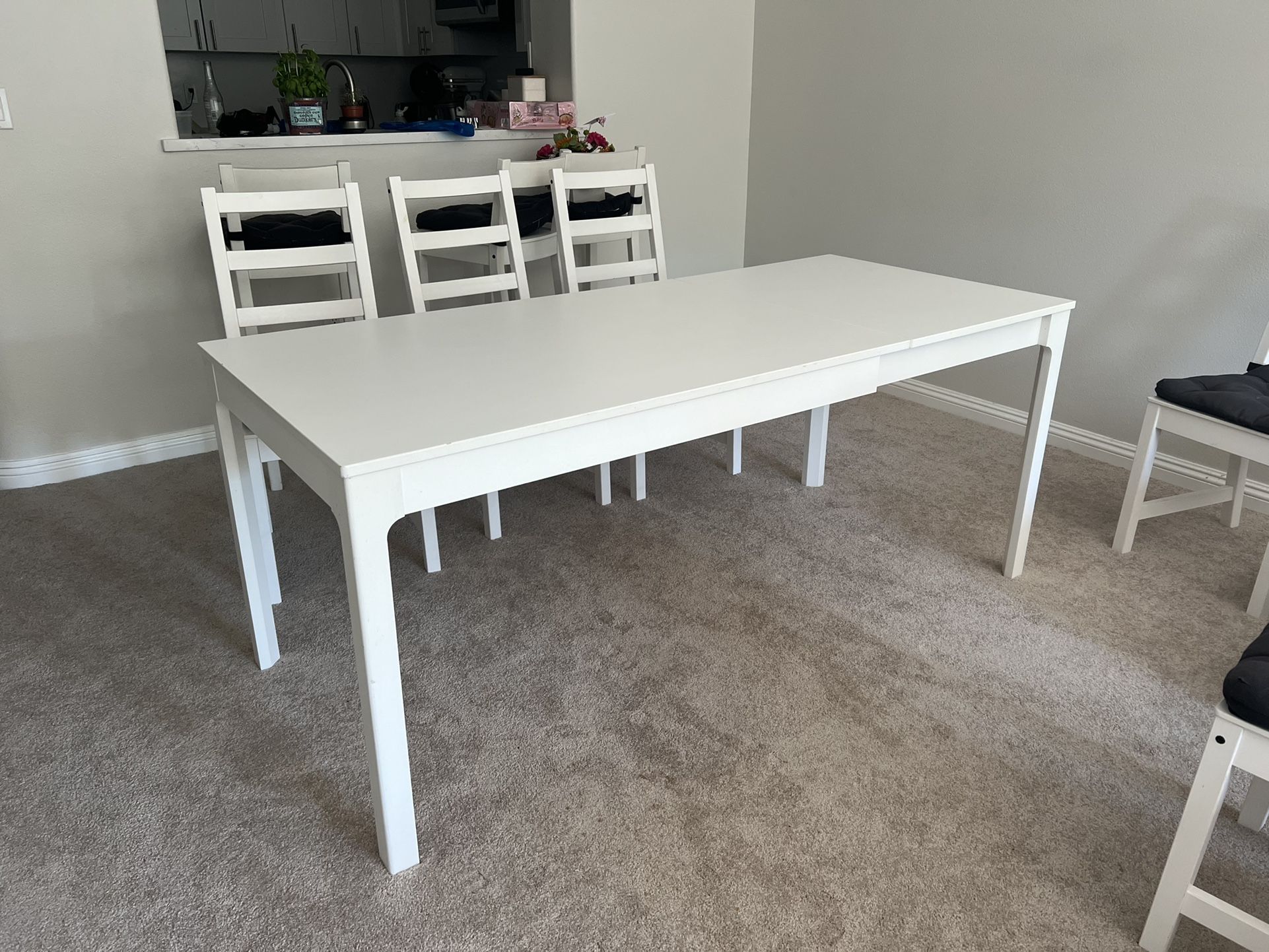 Ikea EKEDALEN Extendable Dining Table, White for Sale in Pasadena