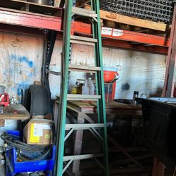 Werner Ladder 8’ Step Ladder 