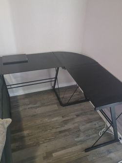 L Shaped Desk