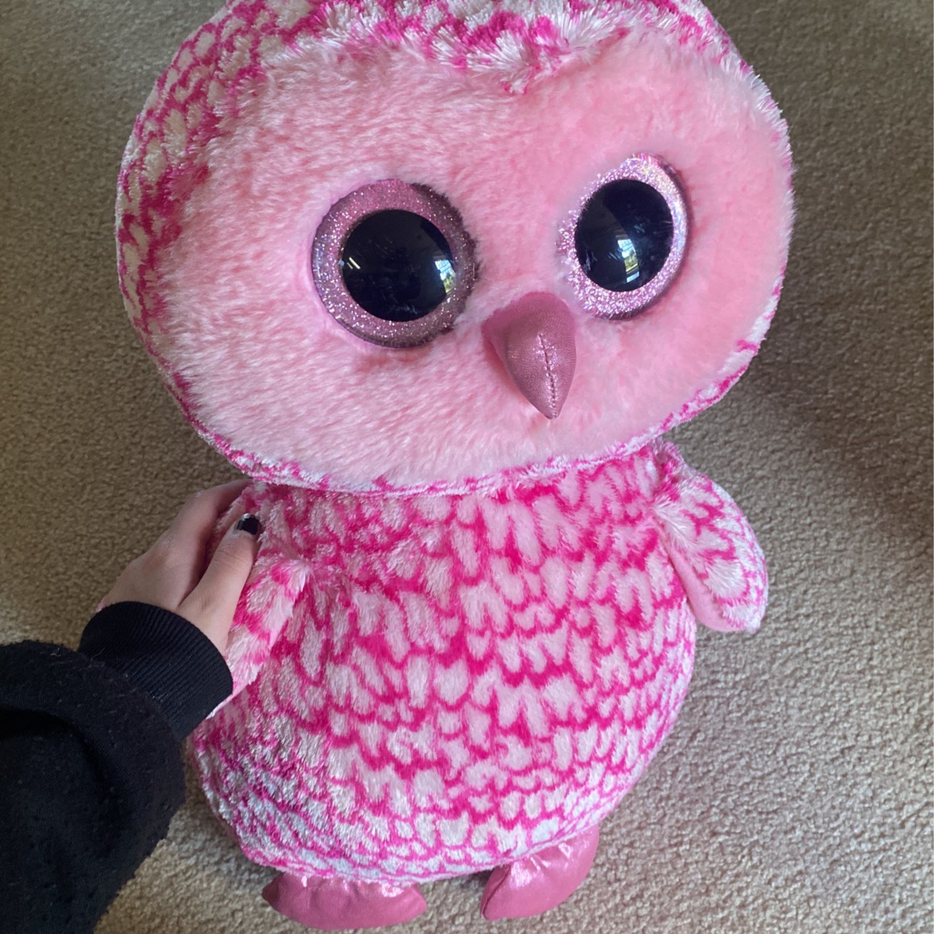Pinky TY Large Pink owl plushie