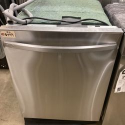 Samsung 24 in. Built In Top Control Dishwasher With AutoRelease Door 