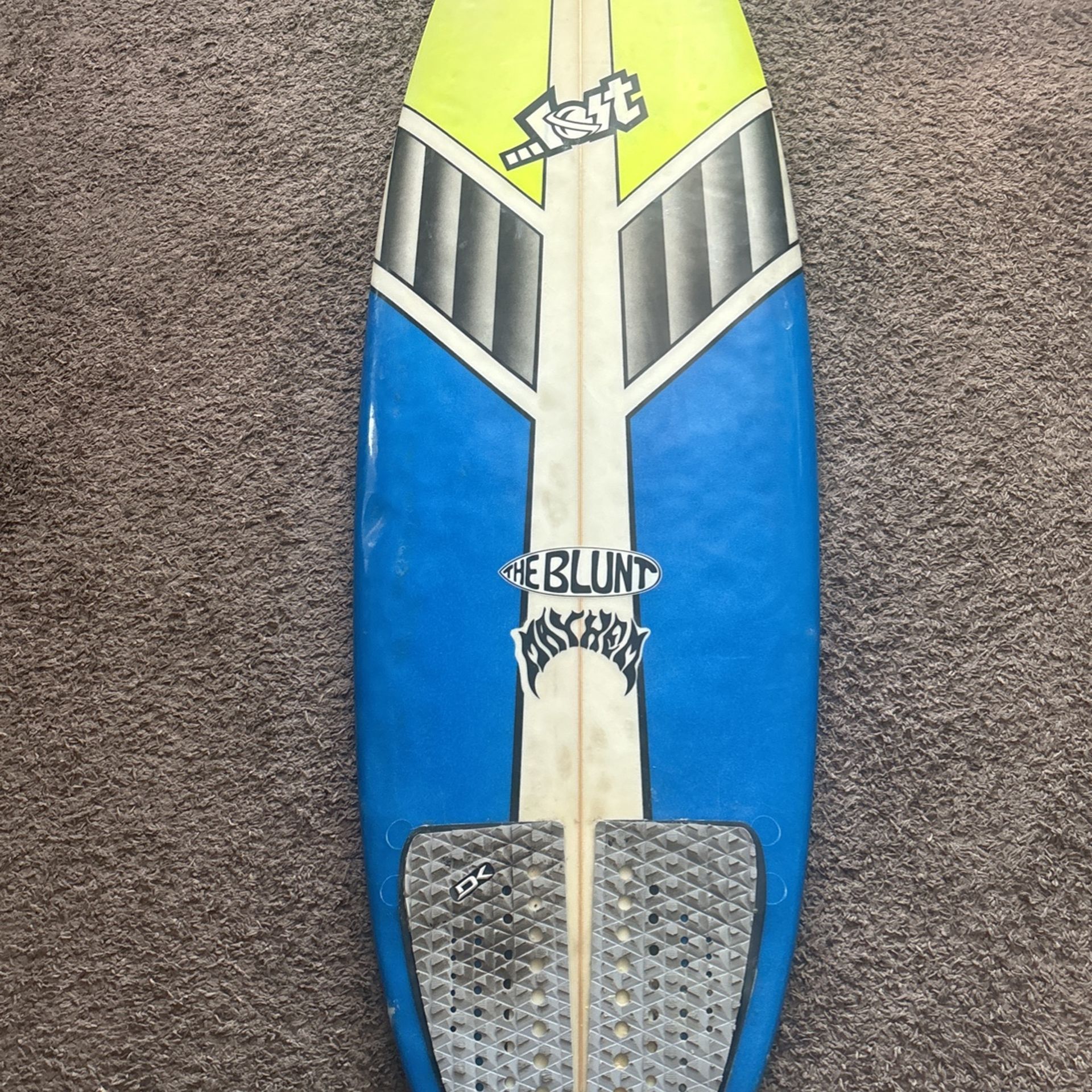 Lost Surfboard 5'10