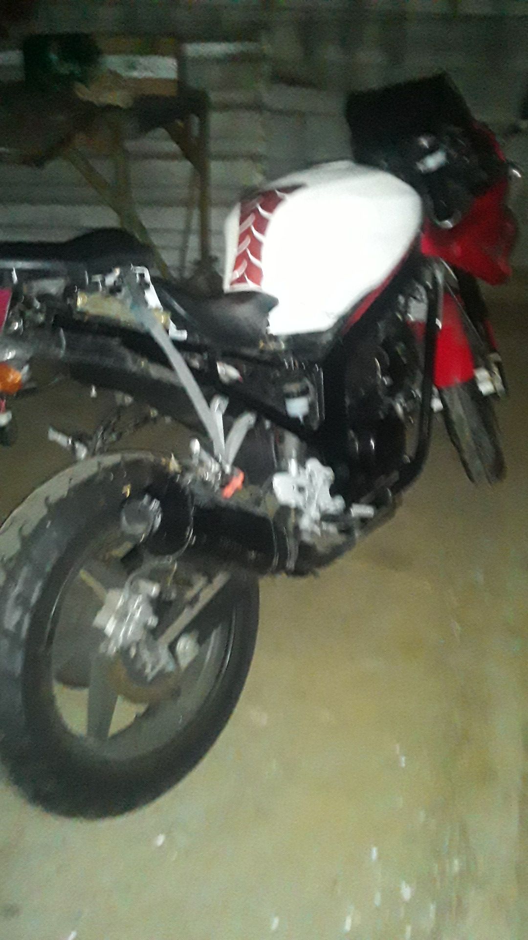 250 Suzuki and I have no paperwork on it and all it needs is oil and a battery and I'm asking 300