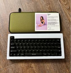 New. Tippy Type Keyboard Accessory