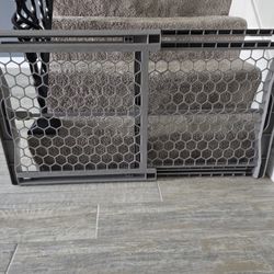 Expandable Pet Gate