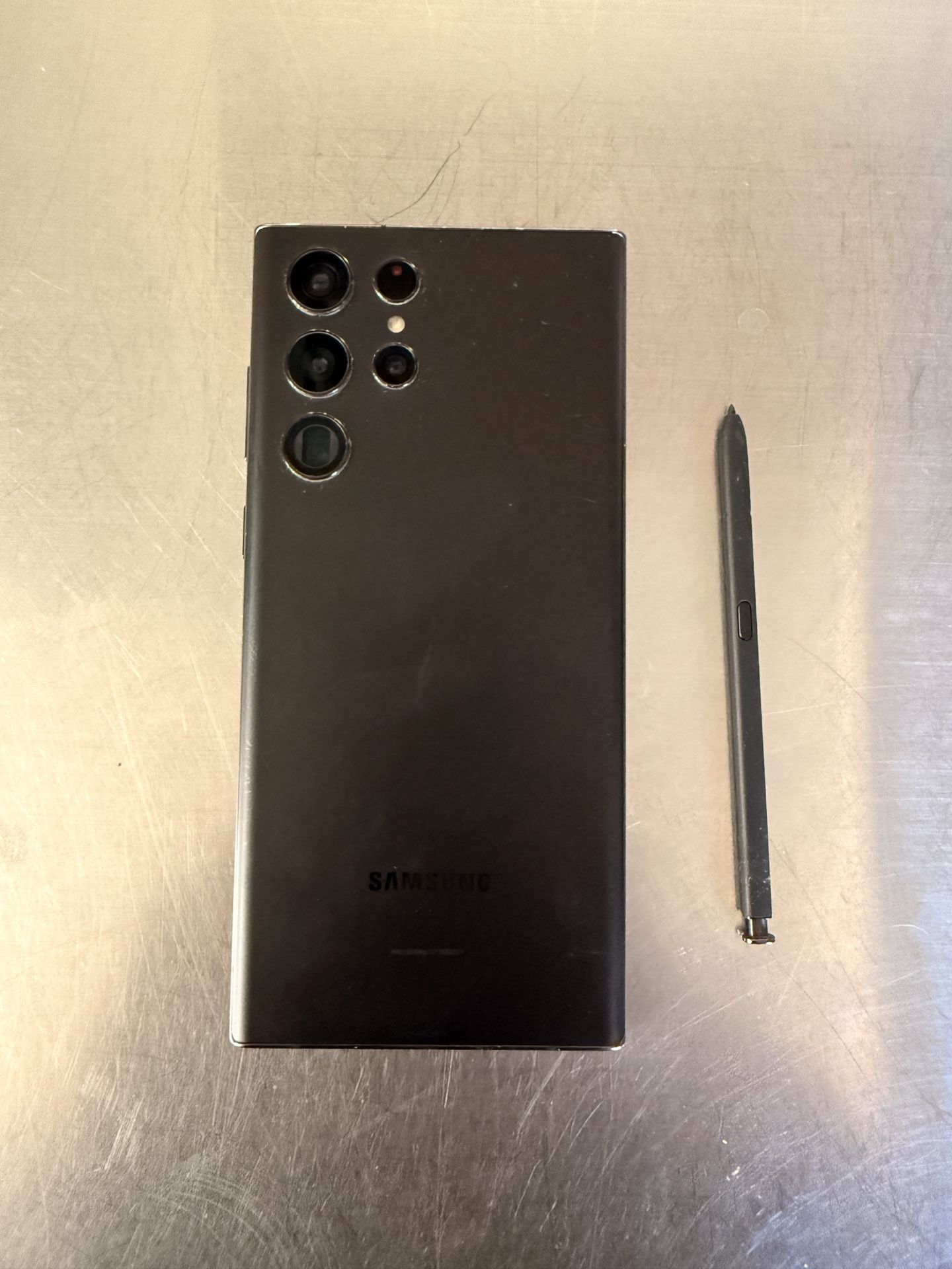 Samsung Galaxy S22 Ultra (512GB) with S Pen