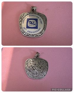 Reynolds 30th Anniversary Pendant