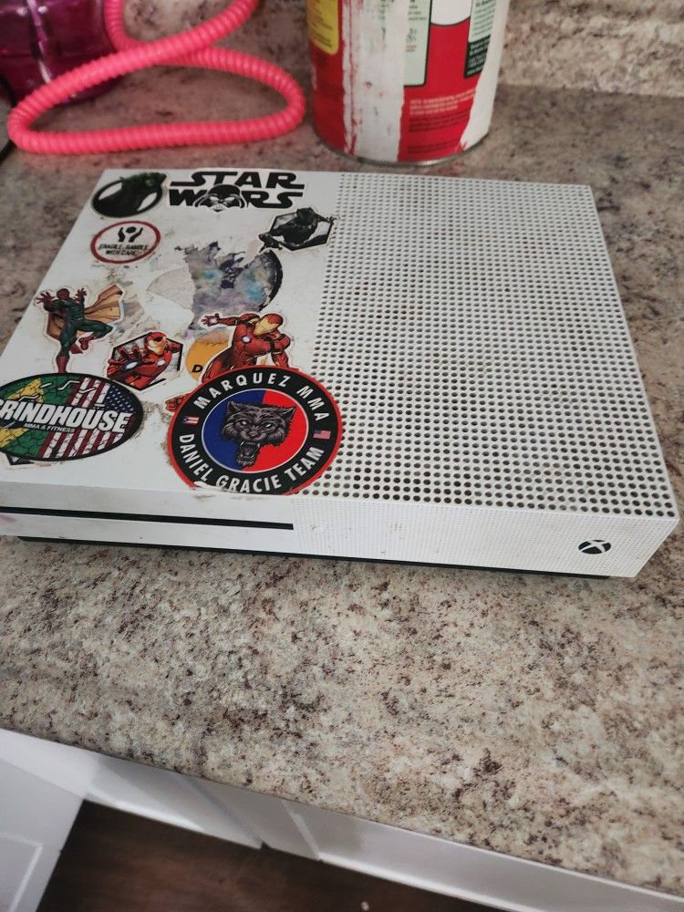 Xbox One S
