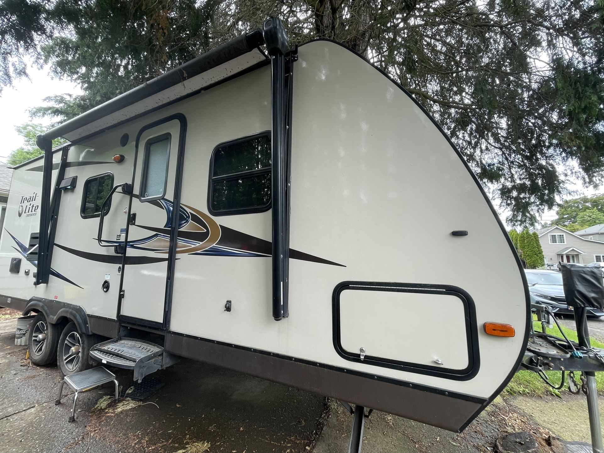 20” Trail Lite Camper Trailer