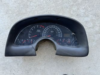 98-02 Camaro Cluster And Bezel