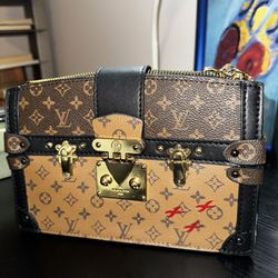 Louis Vuitton petit Malle Bag