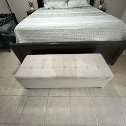  Bench With Storage