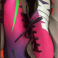 Soccer cleats
