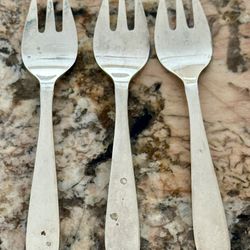 Vintage 3-Pack Eales 1799 Sheffield Silver Plated 5” Condiments, Oyster Or baby Fork Made in England