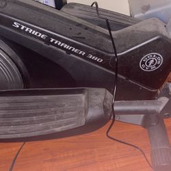 Golds Gym Stride Trainer 380