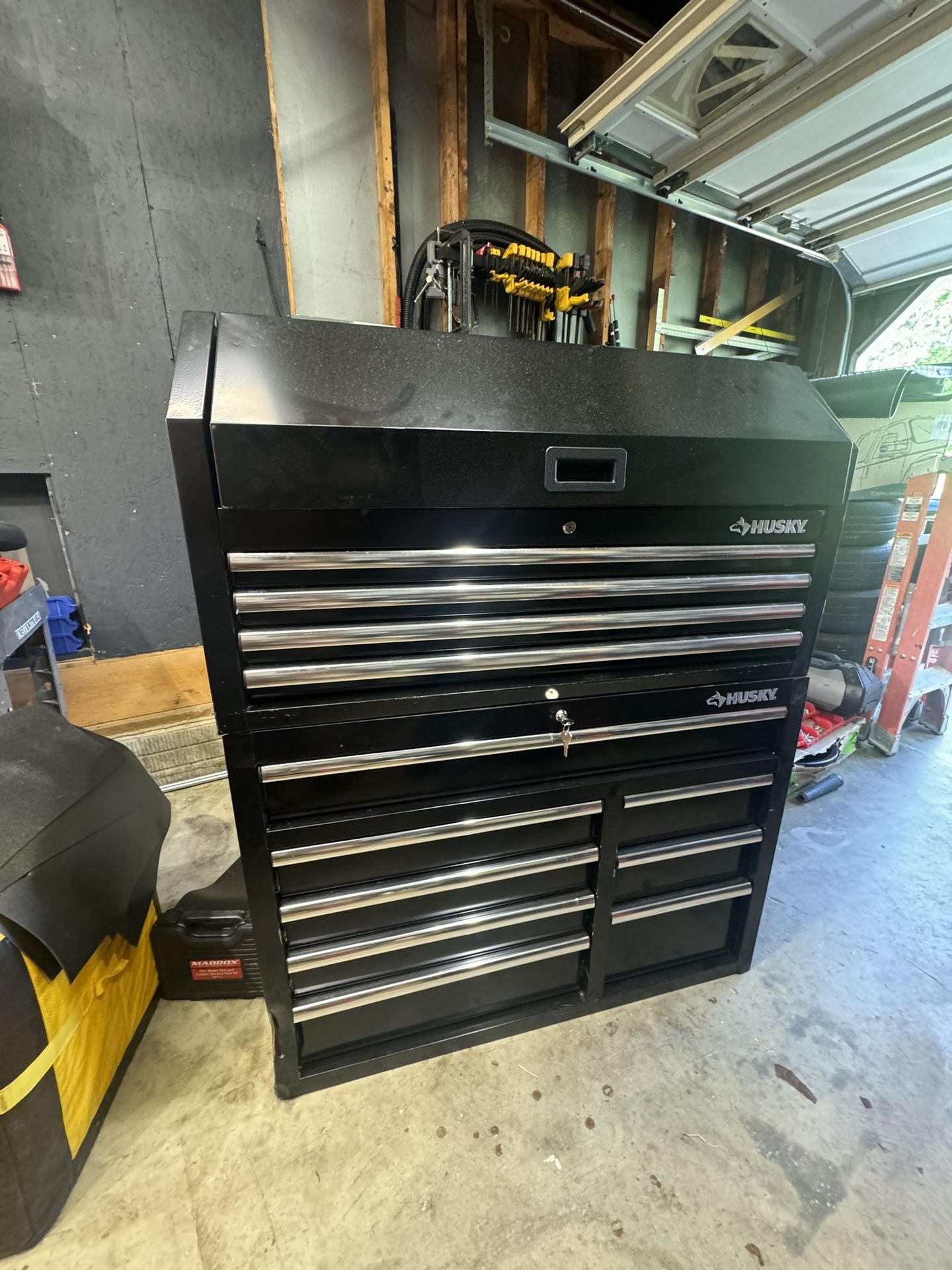 Husky Tool Storage 42 in. W x 18 in. D Standard Duty Black Tool Chest Comb