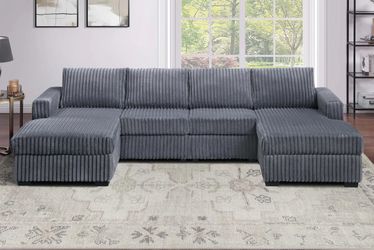 3 pc Sectional with double chaise ✨