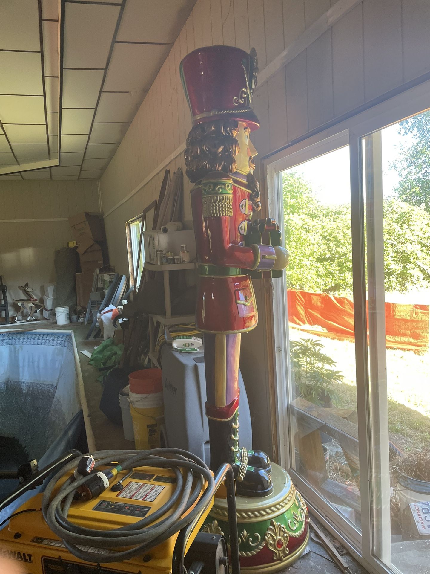 10’ Nut Crackers 2 Total
