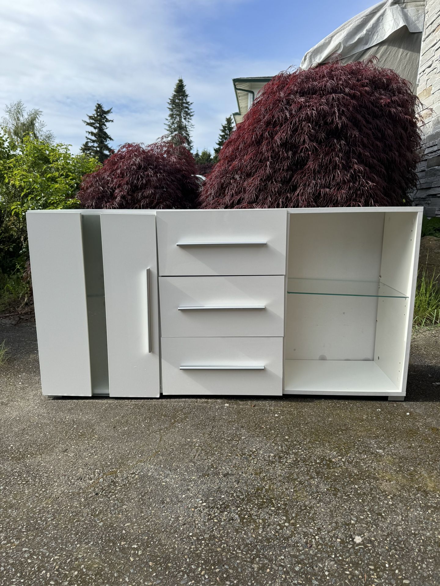 Dining Room Cabinet/Sideboard/Server