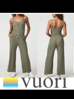 Vuori Women's Pose Jumpsuit NWT