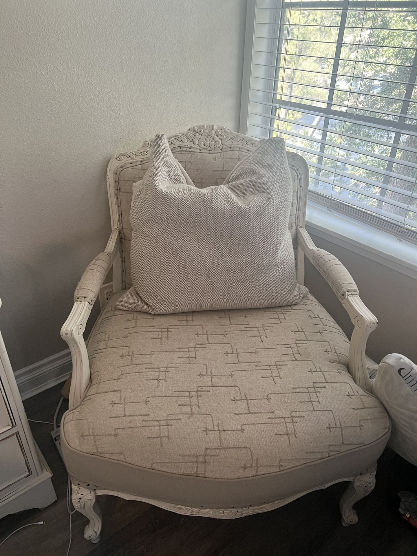 Set Of 2 Chairs 