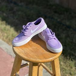 2021 Lilac Stefan Janoski