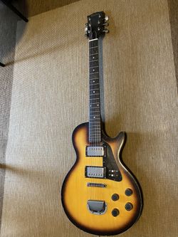 Globe LP 70 Electric Guitar