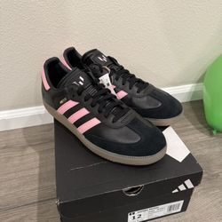 Adidas Black and Pink Samba Messi Shoes Men’s Size 12