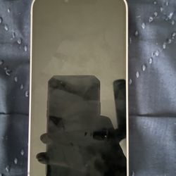 iPhone 14 No Cracks Fresh