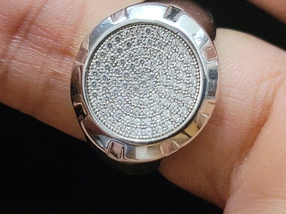 Round Shape Sterling Silver .925 Ring CZ Stones