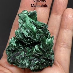 Velvety Malachite Genuine Stone from Congo Africa 39.9g STUNNING