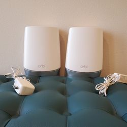 ORBI Router And Satellite