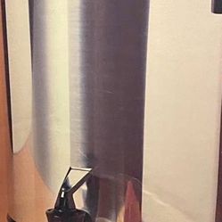 Great Condition Coffee Urn Perfect For Catering Reunions And Parties 