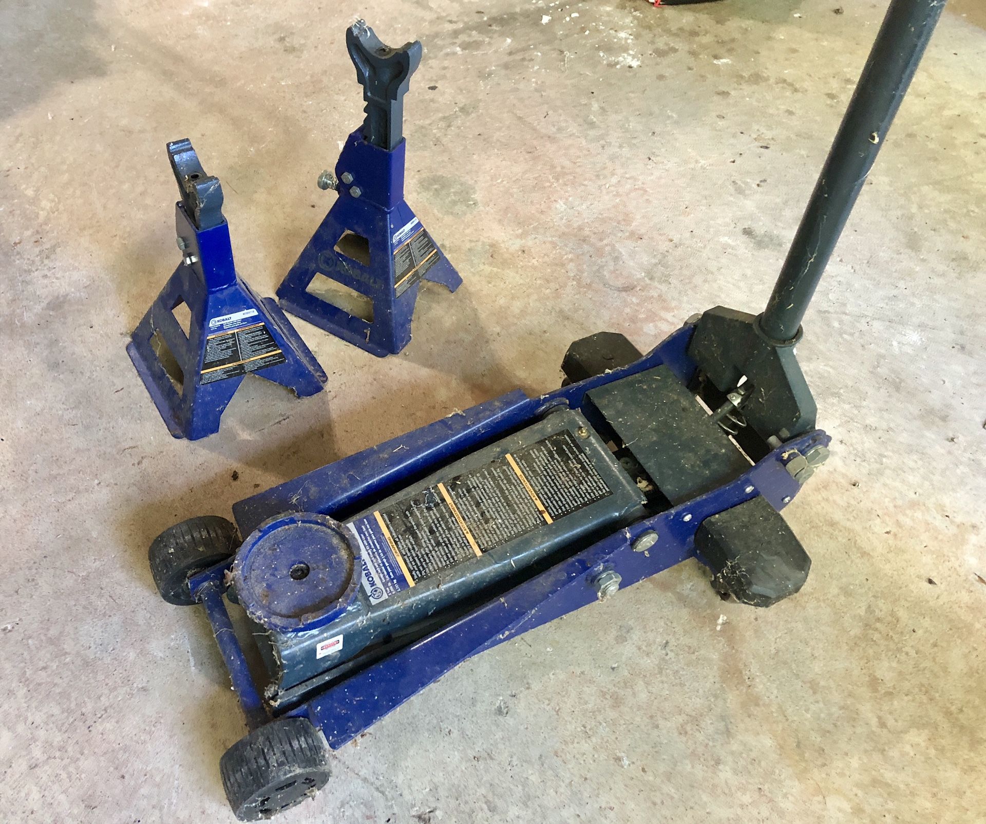 Kobalt 3Ton Rolling Floor Jack w/ Jack Stands for Sale in Lambertville