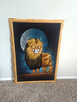 León con luna azúl